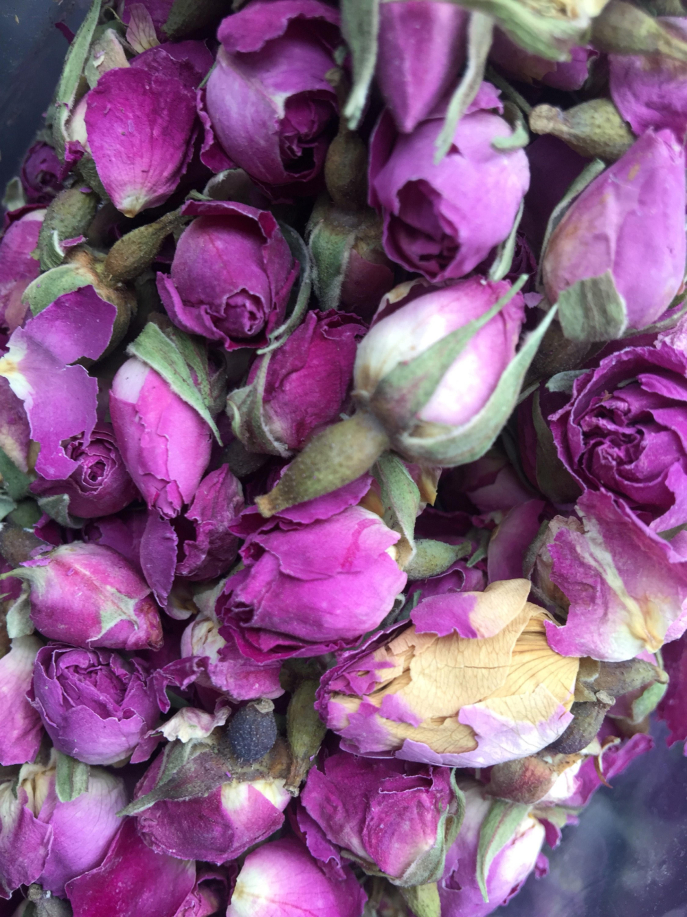 Био изсушени розови пъпки Damascena - насипно