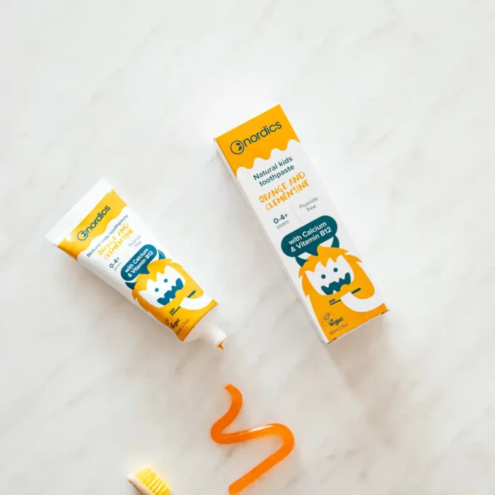 Детска паста за зъби с Витамин Б12 Портокал и Мандарина - Nordics - Image 2
