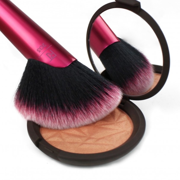 Комплект Трио за прахообразни продукти - REBEL EDGE TRIO - Real Techniques - Image 4