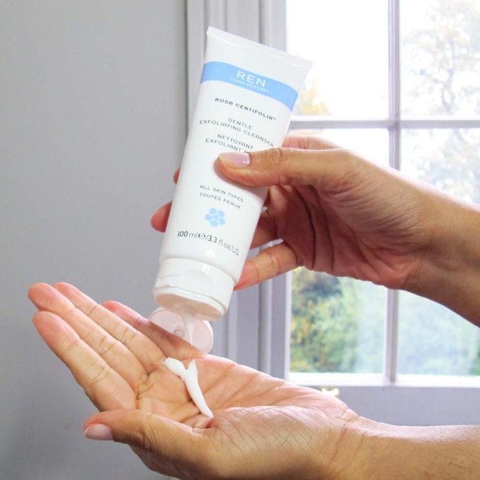 Rosa Centifolia™ - Нежен ексфолиращ клензър - REN - Image 2