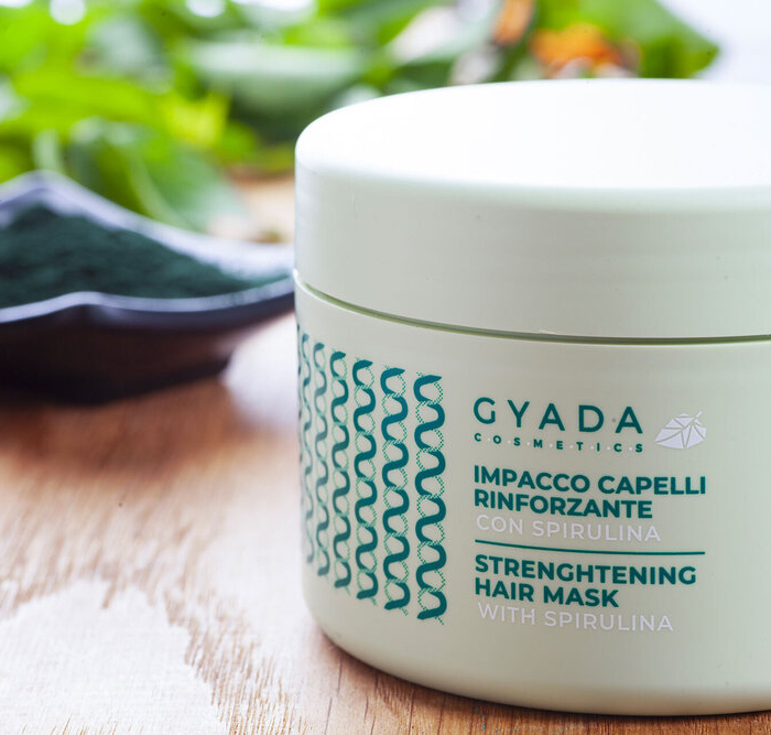 Укрепваща терапия за коса със спирулина - GYADA Cosmetics