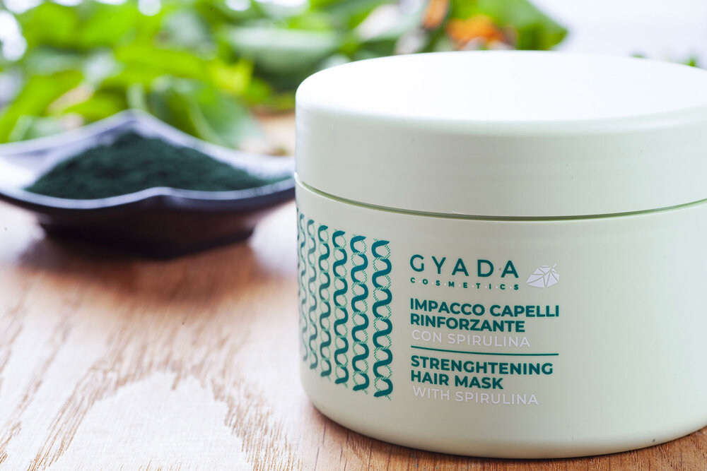 Укрепваща терапия за коса със спирулина - GYADA Cosmetics