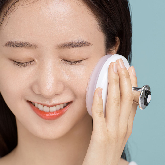 Четка за почистване на пори - Benton Pore Clear Brush - Image 2