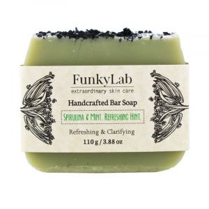 Ръчно изработен сапун със спирулина и ментово масло – Funky Lab