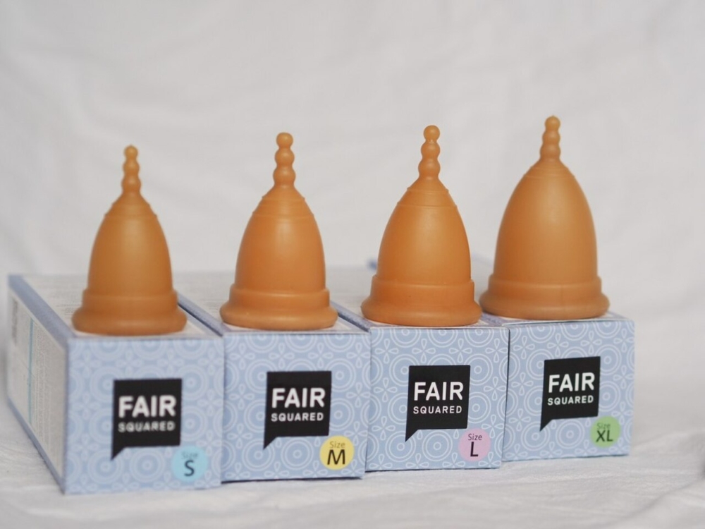 Натурална-менструална-чашка-от-естествена-гума-Fair-Squared-odonata2 Натурална менструална чашка от естествена гума - Fair Squared
