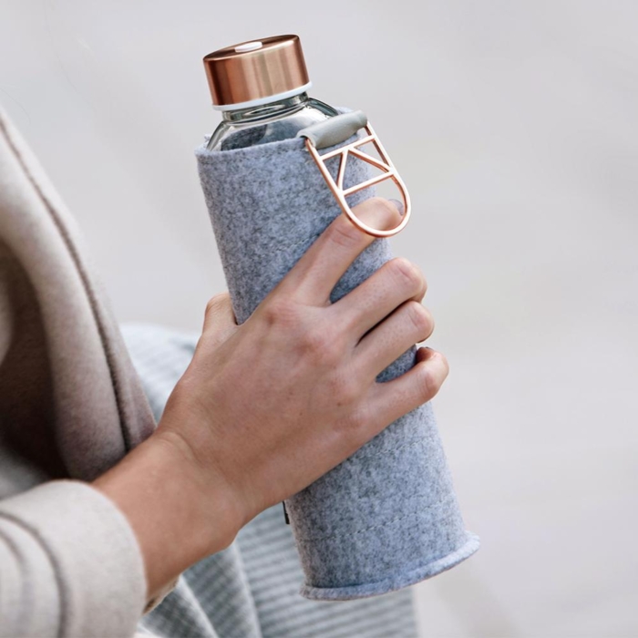 Еко стъклена бутилка за вода Equa Pink Gold 750мл - Image 2