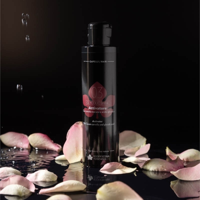 03 Активатор за блясък за коса с гликолова киселина и тосканска камелия - Biofficina Toscana