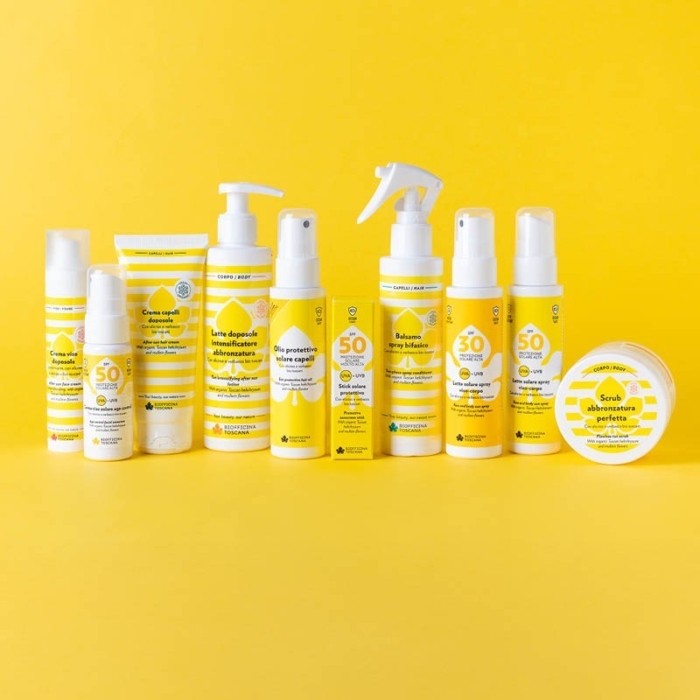 Текстура на слънцезащитен спрей SPF 30 Biofficina Toscana